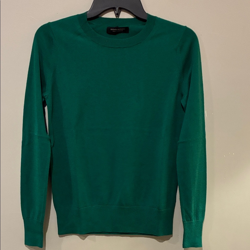 Banana Republic Emerald Crewneck Sweater